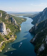 Unitățile de relief ale României: Relieful fluvial și formele sale